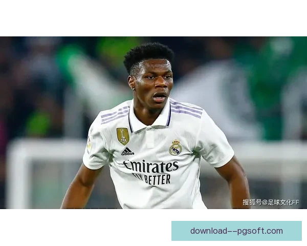 皇家马德里官方宣布楚阿梅尼左脚第五跖骨应力性骨折将缺席一段时间